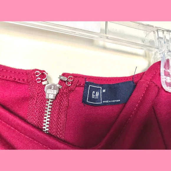 π wine red GAP brand skirt π - Picture 2 of 2